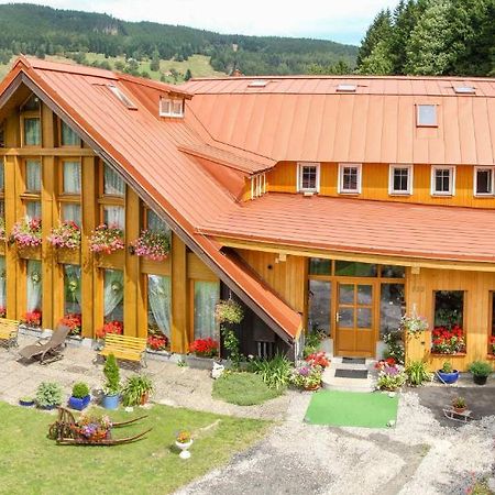 Penzion U Veselych Pec pod Snezkou Bagian luar foto